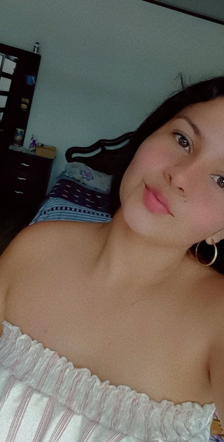 Naakte gelekte OnlyFans-foto van Gisela Morales