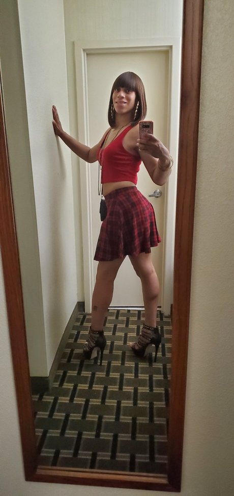 Naakte gelekte OnlyFans-foto van Trixie