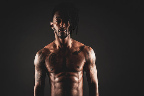 Naakte gelekte OnlyFans-foto van King Ry
