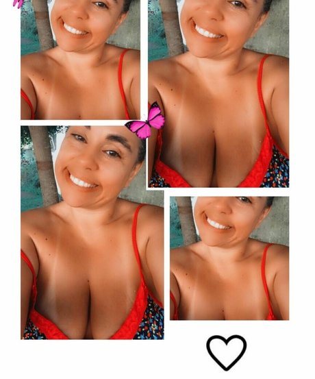 Naakte gelekte OnlyFans-foto van Denise Butterfly