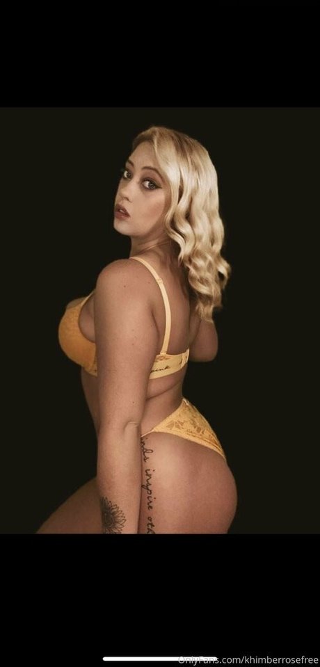 Naakte gelekte OnlyFans-foto van Khimberrosefree