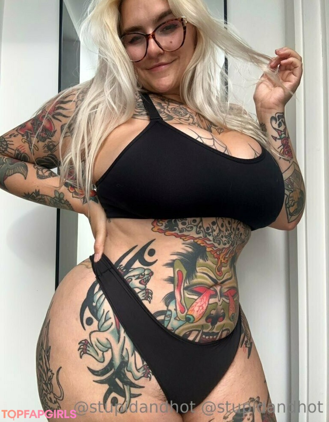 Naakte gelekte OnlyFans-foto van Stupiderandhotter #15 Naakte gelekte OnlyFans-foto van Stupiderandhotter #15