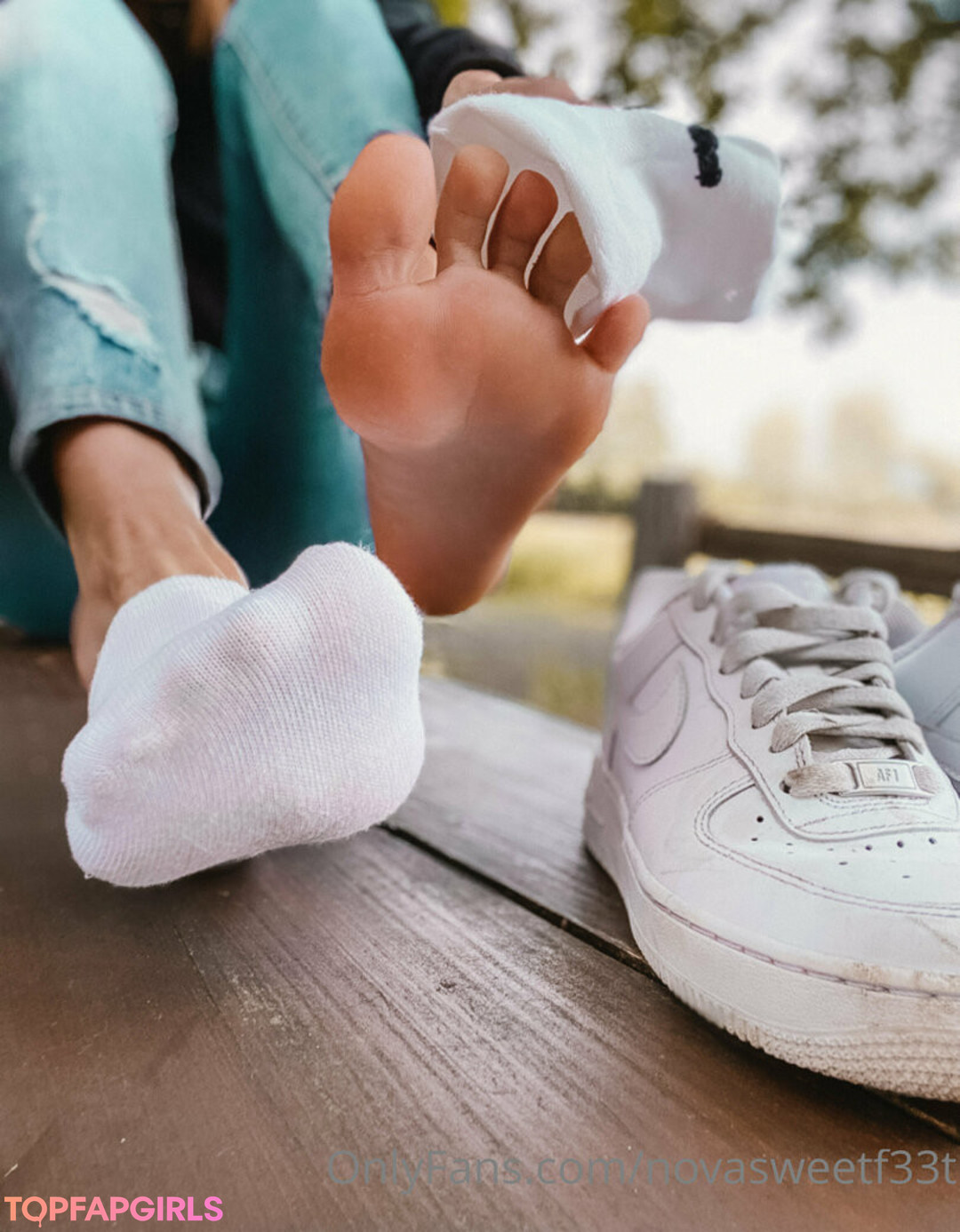 Naakte gelekte OnlyFans-foto van Novasweetf33t #51 Naakte gelekte OnlyFans-foto van Novasweetf33t #51