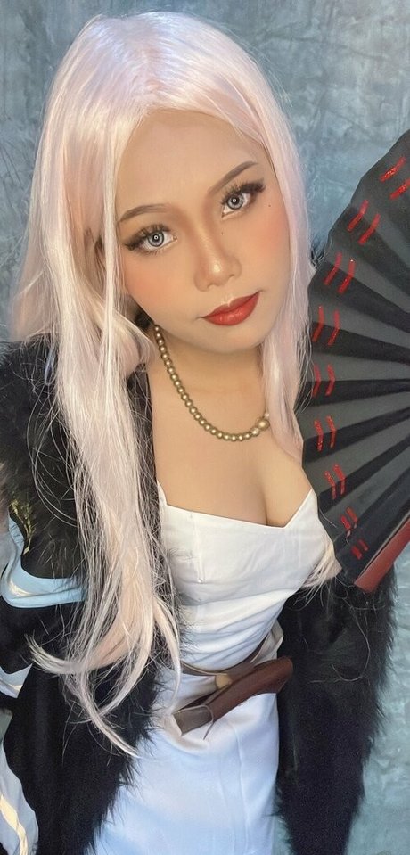 Naakte gelekte OnlyFans-foto van Lionacosplay
