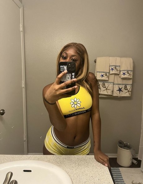 Naakte gelekte OnlyFans-foto van Thatbrxt00