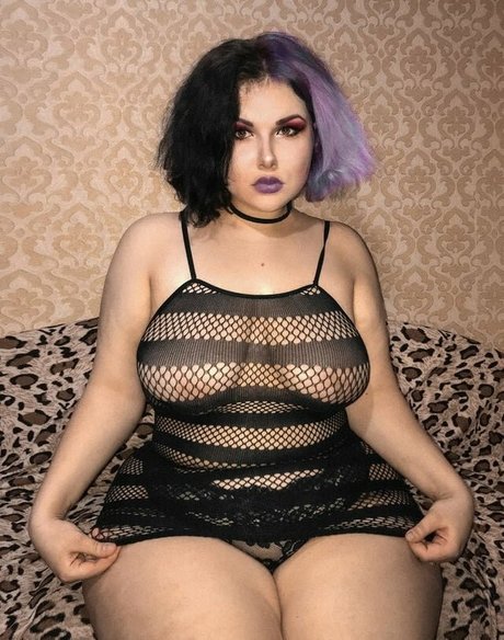 Naakte gelekte OnlyFans-foto van Bulgakovaxoxo