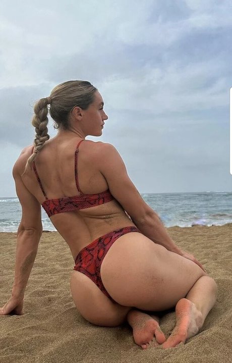 Naakte gelekte OnlyFans-foto van Holly Mills
