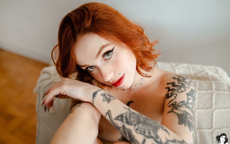 Naakte gelekte OnlyFans-foto van Lilvickysg