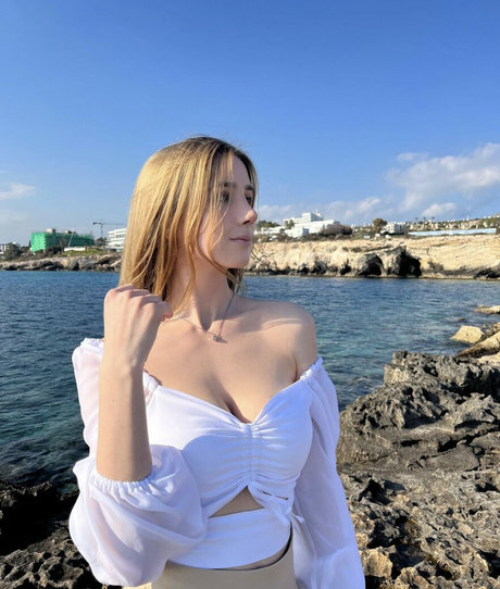 Naakte gelekte OnlyFans-foto van Miraslava