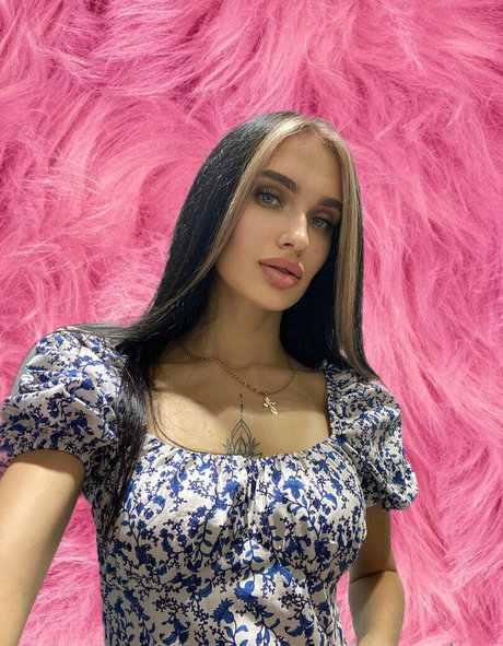 Naakte gelekte OnlyFans-foto van Lunaxxxlove