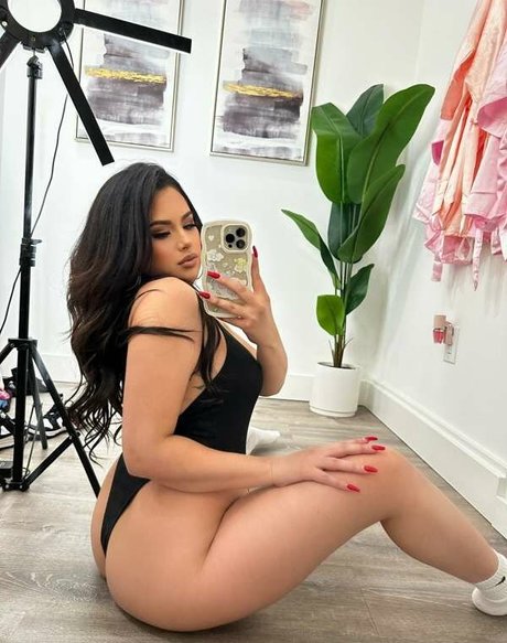 Jasmine Villegas
