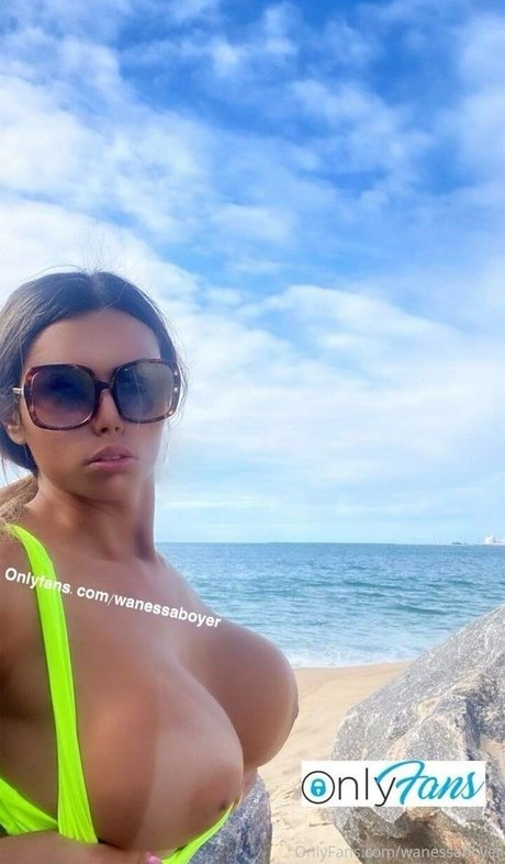 Naakte gelekte OnlyFans-foto van Wanessa Boyer