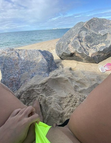 Naakte gelekte OnlyFans-foto van Wanessa Boyer