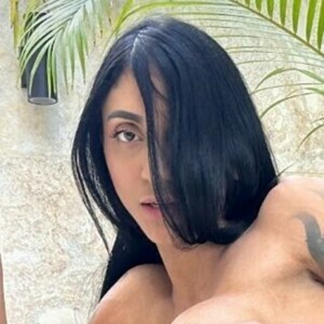 Naakte gelekte OnlyFans-foto van Anllywolf
