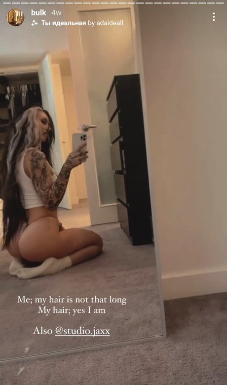 Naakte gelekte OnlyFans-foto van Jdolllx
