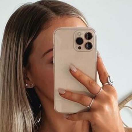 Naakte gelekte OnlyFans-foto van Lillie Bass