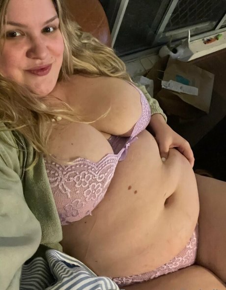 Ellesbelly