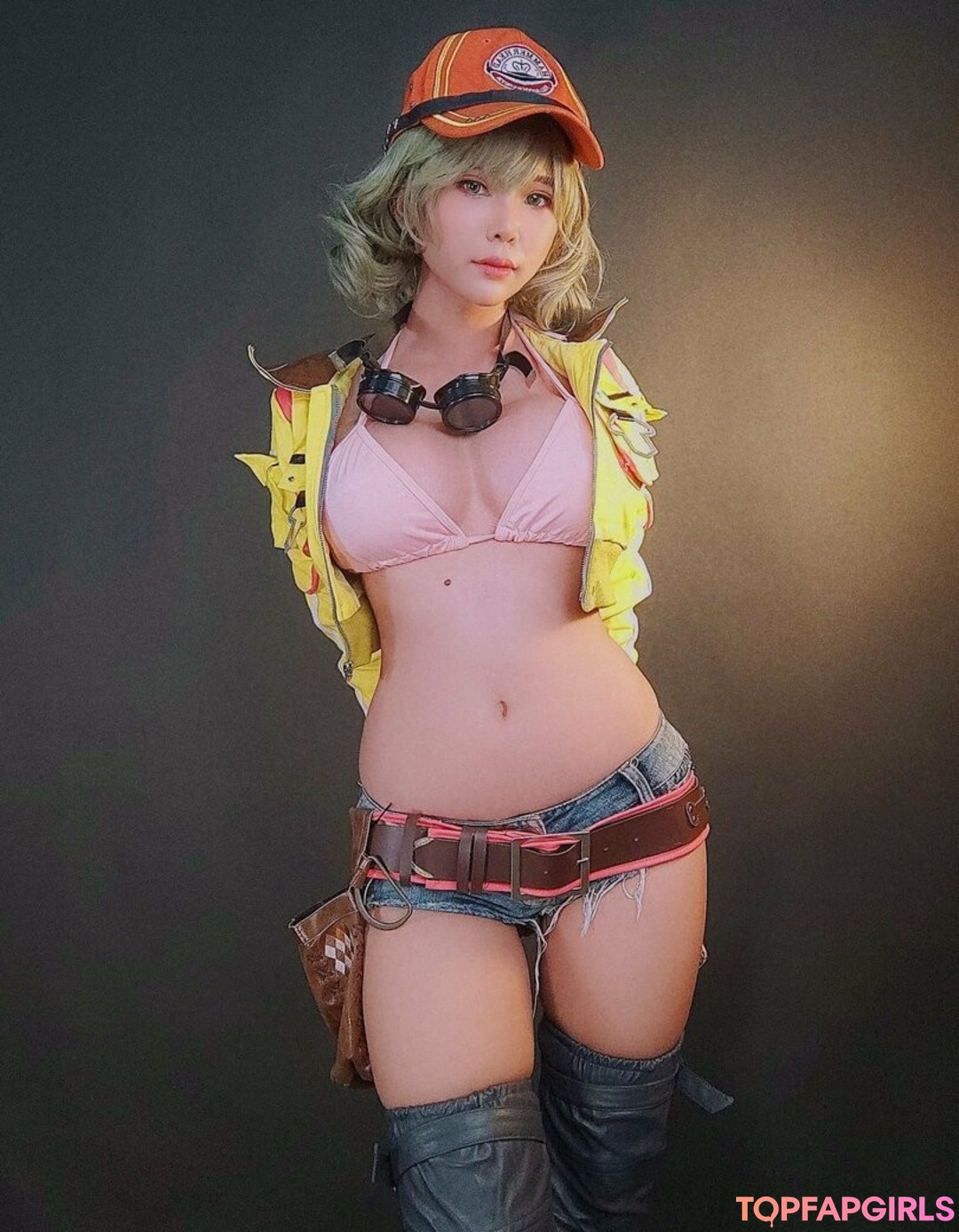 Naakte gelekte OnlyFans-foto van Minichu Thai #1208