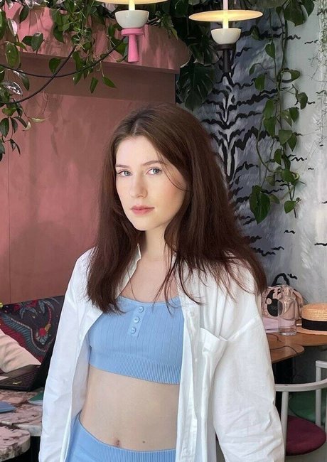 Naakte gelekte OnlyFans-foto van Hot Pearl