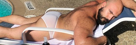Naakte gelekte OnlyFans-foto van Major M