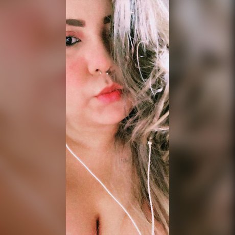 Naakte gelekte OnlyFans-foto van Musa Do Gf