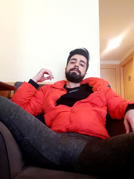 Naakte gelekte OnlyFans-foto van Esmerpasif