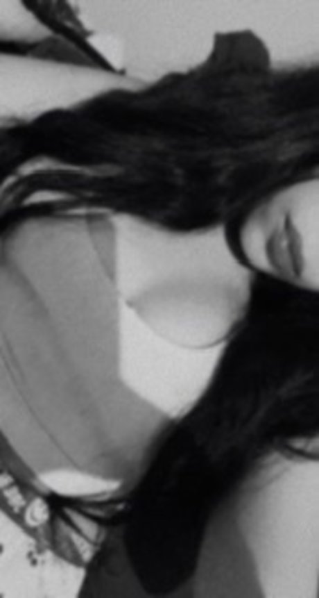 Naakte gelekte OnlyFans-foto van Eva Lopez