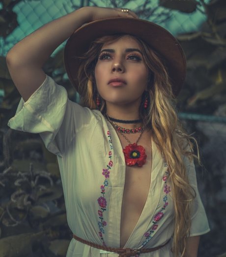 Naakte gelekte OnlyFans-foto van Erotik