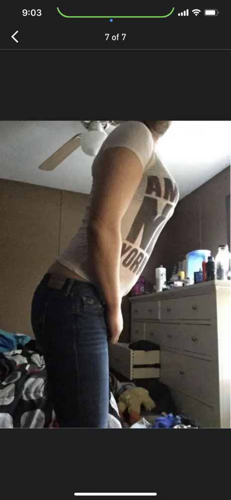Naakte gelekte OnlyFans-foto van Cuck Couple