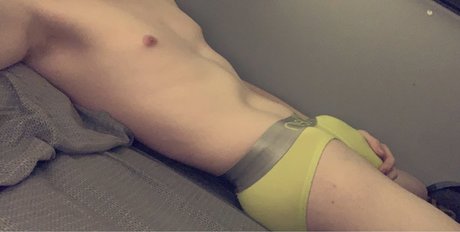 Naakte gelekte OnlyFans-foto van Gavin Phillips