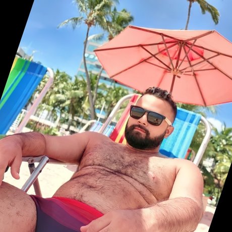 Naakte gelekte OnlyFans-foto van Felipe Braga