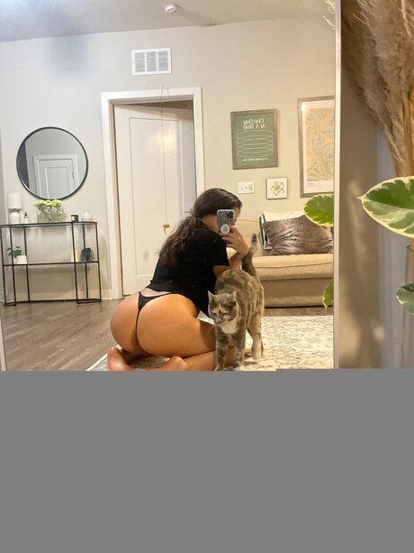 Naakte gelekte OnlyFans-foto van A