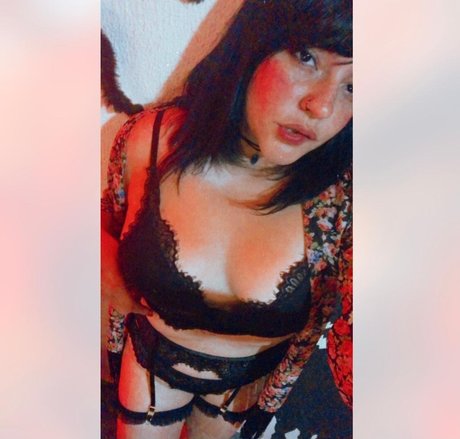 Naakte gelekte OnlyFans-foto van Gaia Kishar
