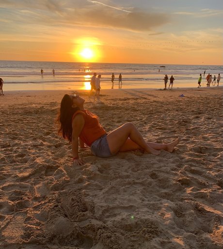 Naakte gelekte OnlyFans-foto van Nallelyfit