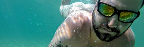 Naakte gelekte OnlyFans-foto van Nature Boy