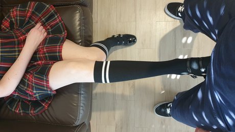Naakte gelekte OnlyFans-foto van Empress Isabelle