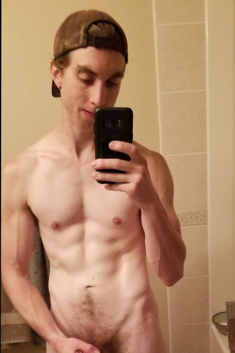 Naakte gelekte OnlyFans-foto van Danny