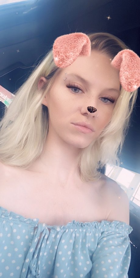 Naakte gelekte OnlyFans-foto van Ellawoodsxxx