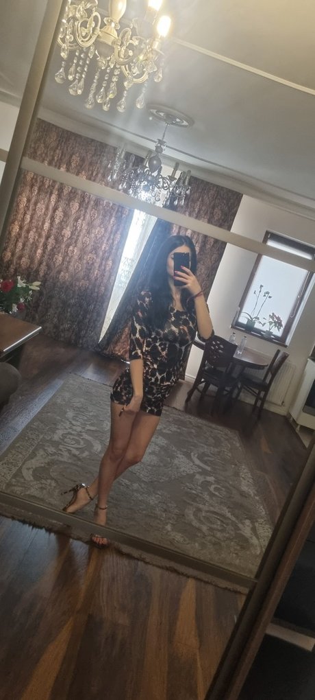 Naakte gelekte OnlyFans-foto van Sexy Dlices