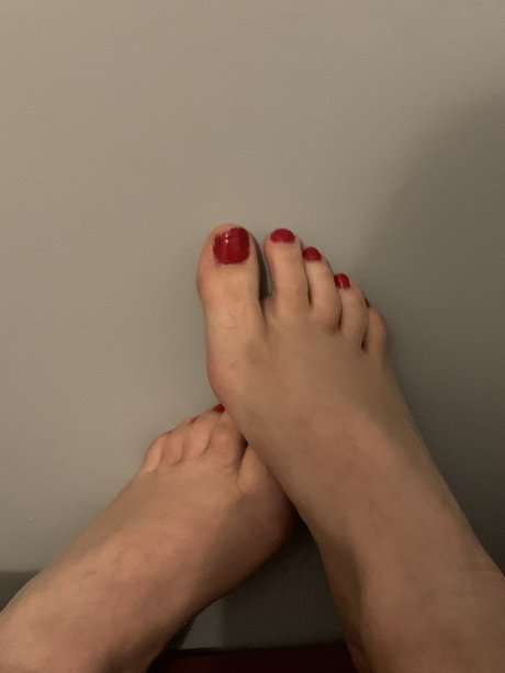 Naakte gelekte OnlyFans-foto van French Sexy Girl