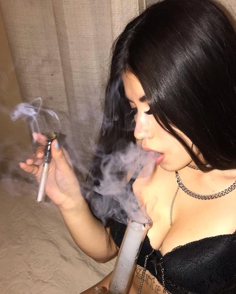 Naakte gelekte OnlyFans-foto van Nassty 