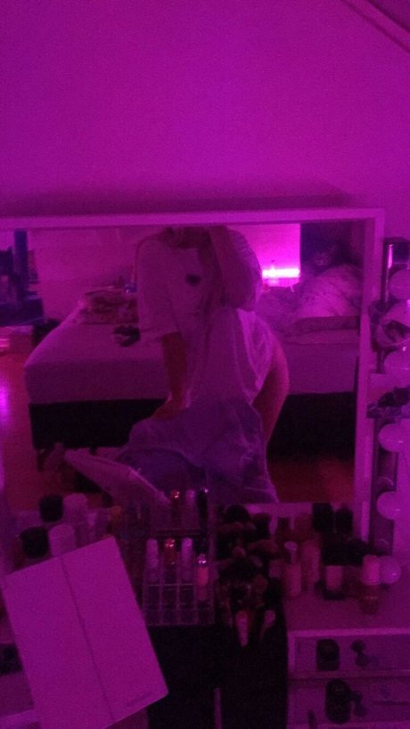 Naakte gelekte OnlyFans-foto van Nannccy