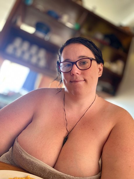 Naakte gelekte OnlyFans-foto van Misspaige