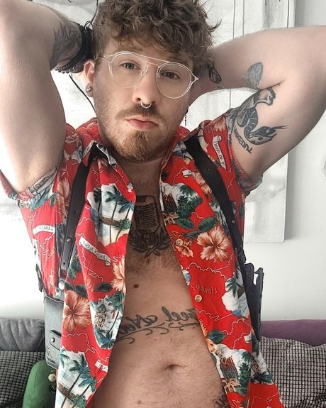 Naakte gelekte OnlyFans-foto van Dallas James