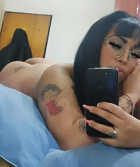 Naakte gelekte OnlyFans-foto van Conejita Sexy