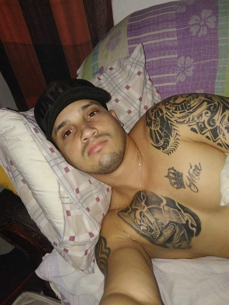 Naakte gelekte OnlyFans-foto van Anderson Felipe Barbosa Gonalves