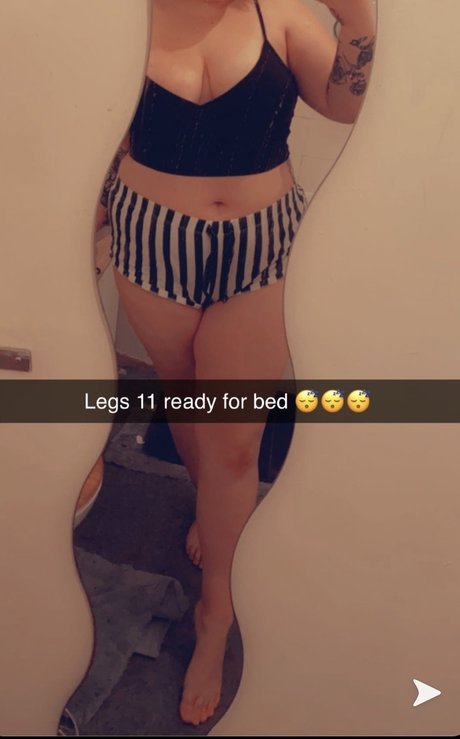 Naakte gelekte OnlyFans-foto van Curvygurl21