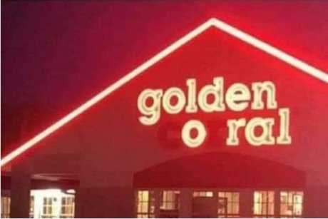 Naakte gelekte OnlyFans-foto van Throat Goat Status