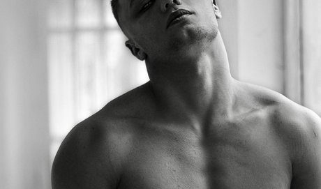 Naakte gelekte OnlyFans-foto van Nazar