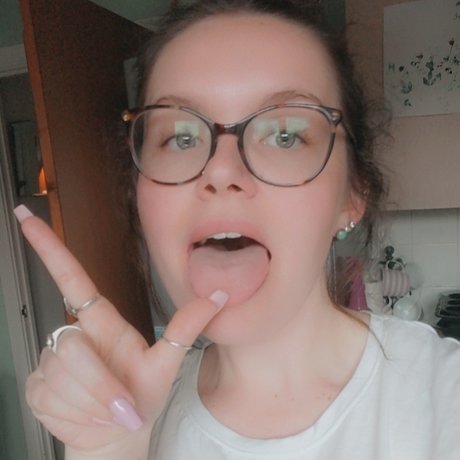 Naakte gelekte OnlyFans-foto van Christina